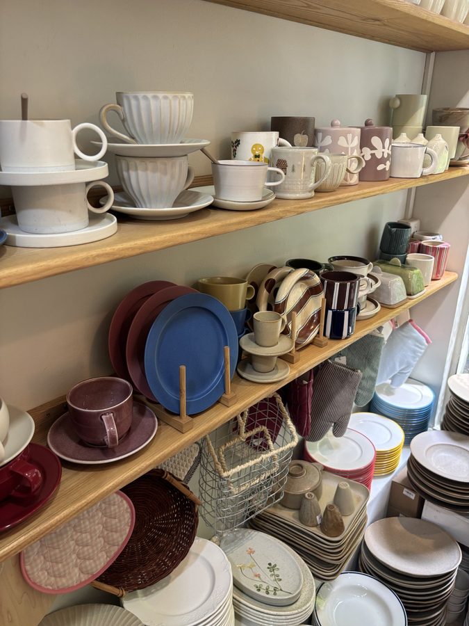 hè.ceramicの店内・商品(ホーチミン)