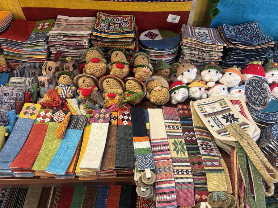 An Handmadeの店内・商品(ハノイ)