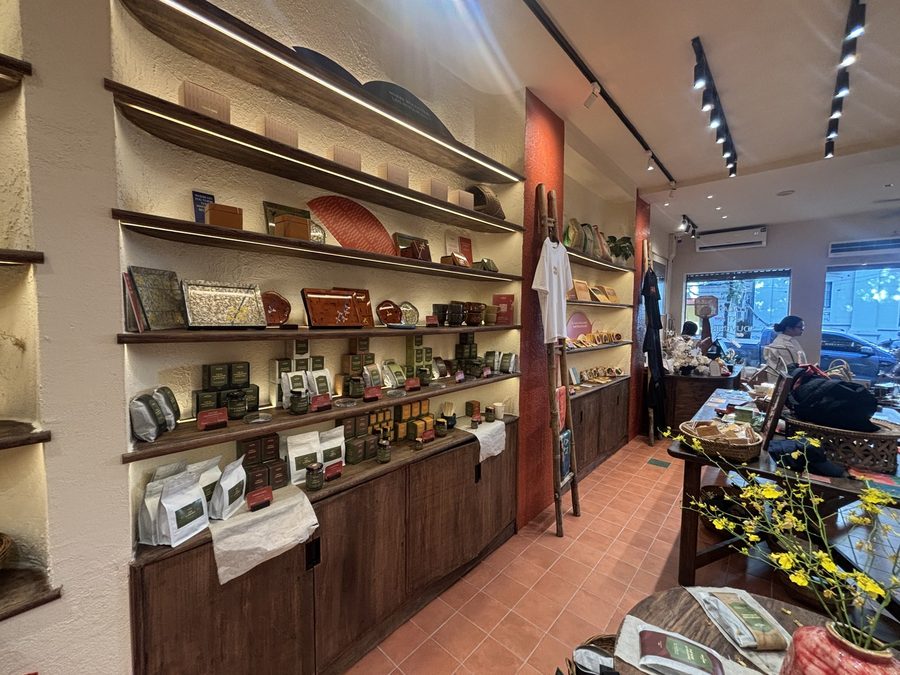 Maison Bagian × Indochine Atelierの店内・商品(ハノイ)