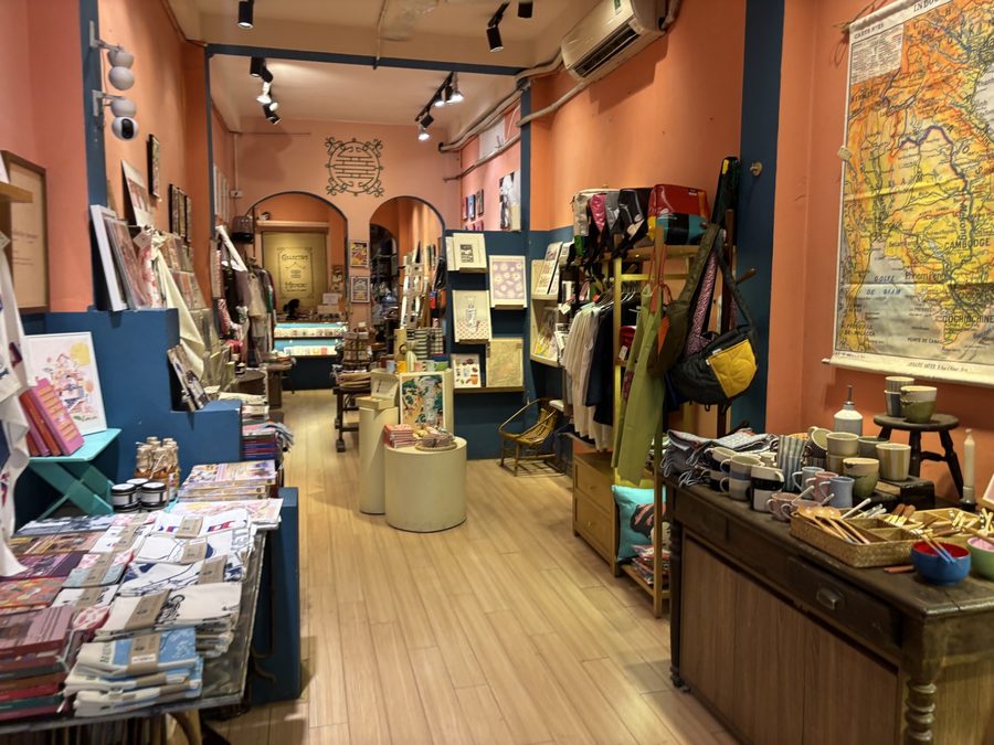 Collective Memory – The House of Curiosの店内・商品(ハノイ)
