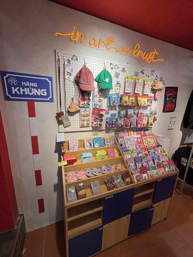Gói Gém Creative Storeの店内・商品(ハノイ)