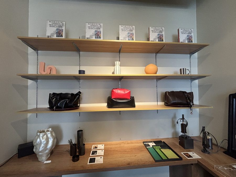 oBJECTsの店内・商品(ハノイ)
