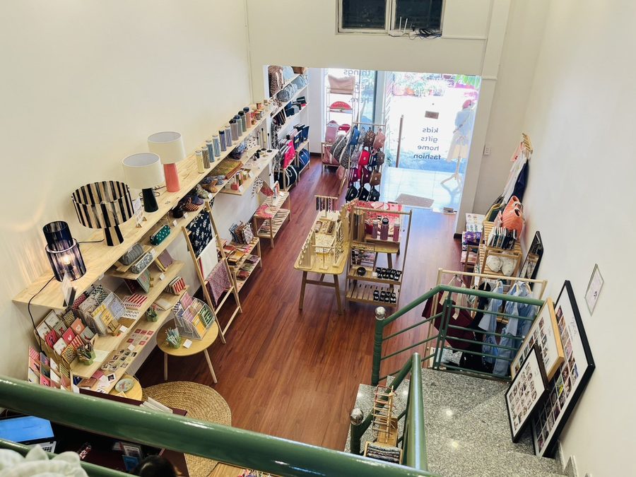 Louh X Alouaneの上から見た店内(ホーチミン・タオディエン)