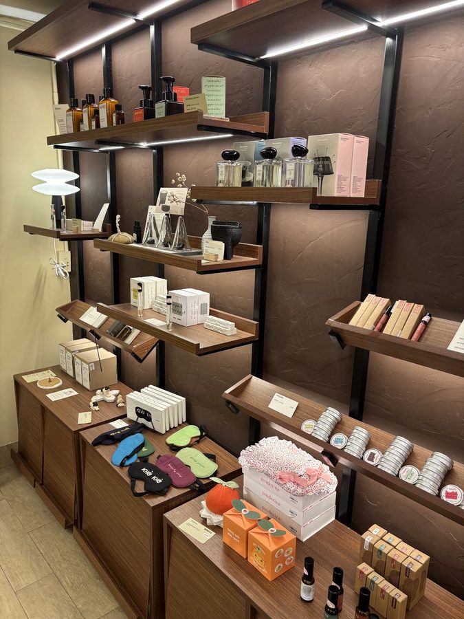 OHQUAO Living etc.の店内・商品