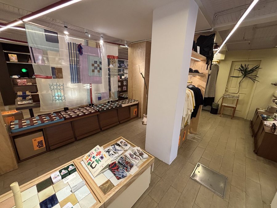 OHQUAO Living etc.の店内・商品